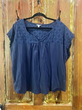 Sonoma Navy Short Sleeve Top with Textured Yoke